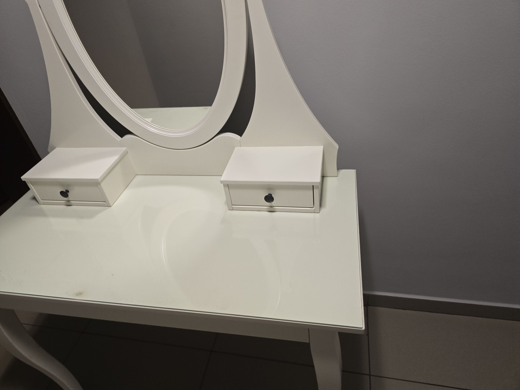 Toaletka biała Hemnes Ikea