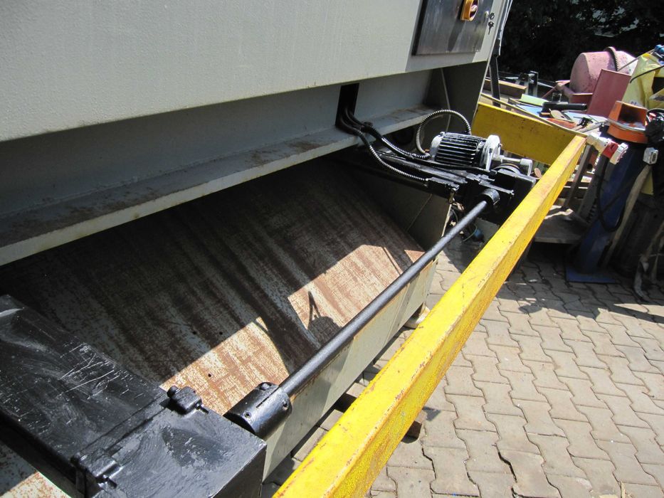 Gilotyna do blachy hydrauliczna 250x5