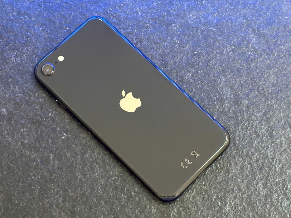 Smartfon APPLE iPhone SE 2020 64GB 4.7" Black / RATY