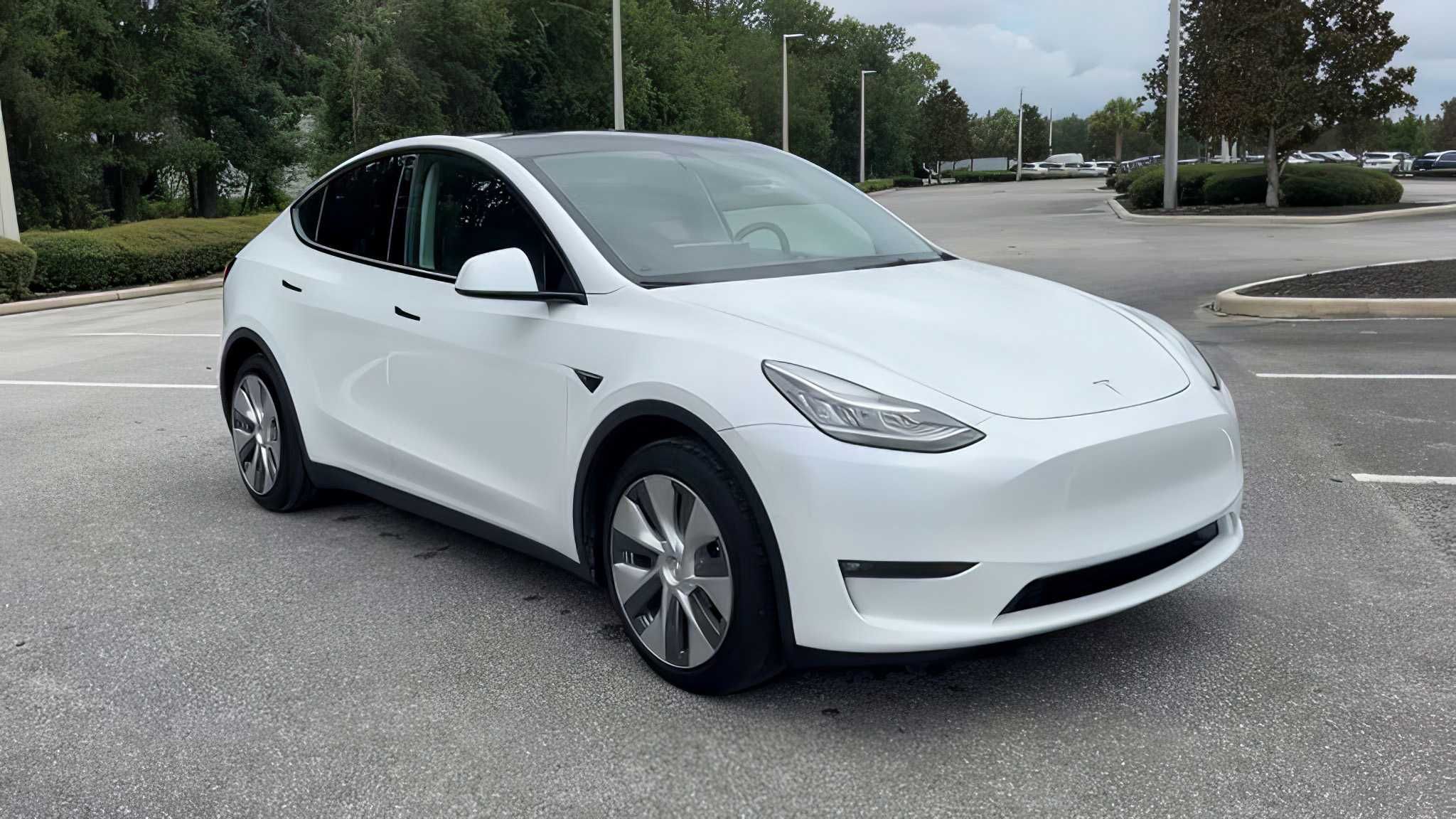 2022 Tesla Model Y Long Range