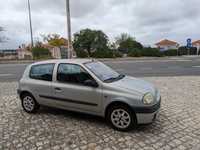 Clio II, menos de 70.000 km