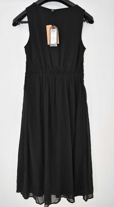 Zwiewna sukienka midi XS Vero Moda rozkloszowana koronkowa wstawka