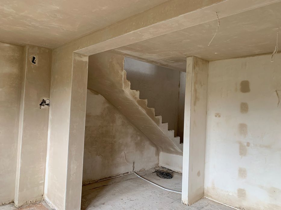 Tynki Maszynowe – Czysto, Szybko i Solidnie