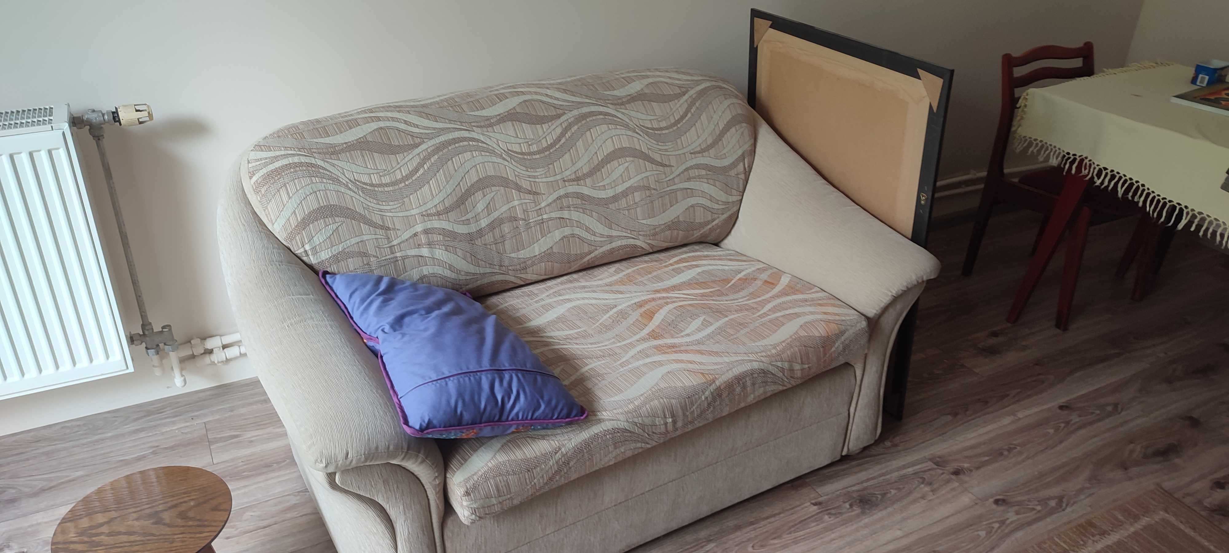 Meblo ścianka i rozkładana sofa
