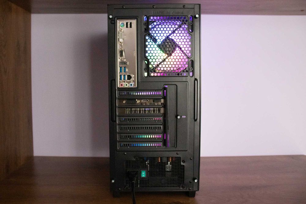 Komputer Gamingowy Ryzen 5 3600 GTX 1660 SUPER 16GB RAM **DOWÓZ**
