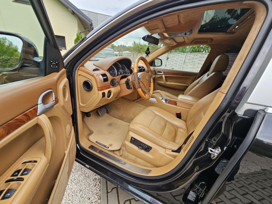 Porsche Cayenne Turbo S/ Zamiana