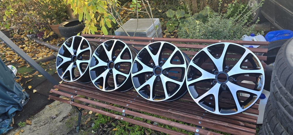 Felgi Opel Corsa D Opc 5x110 R18 ET47 OTWÓR  64.1