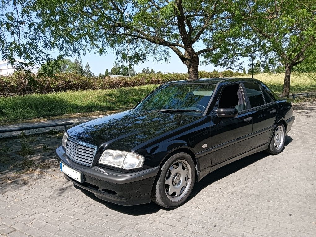 Mercedes 220 CDi