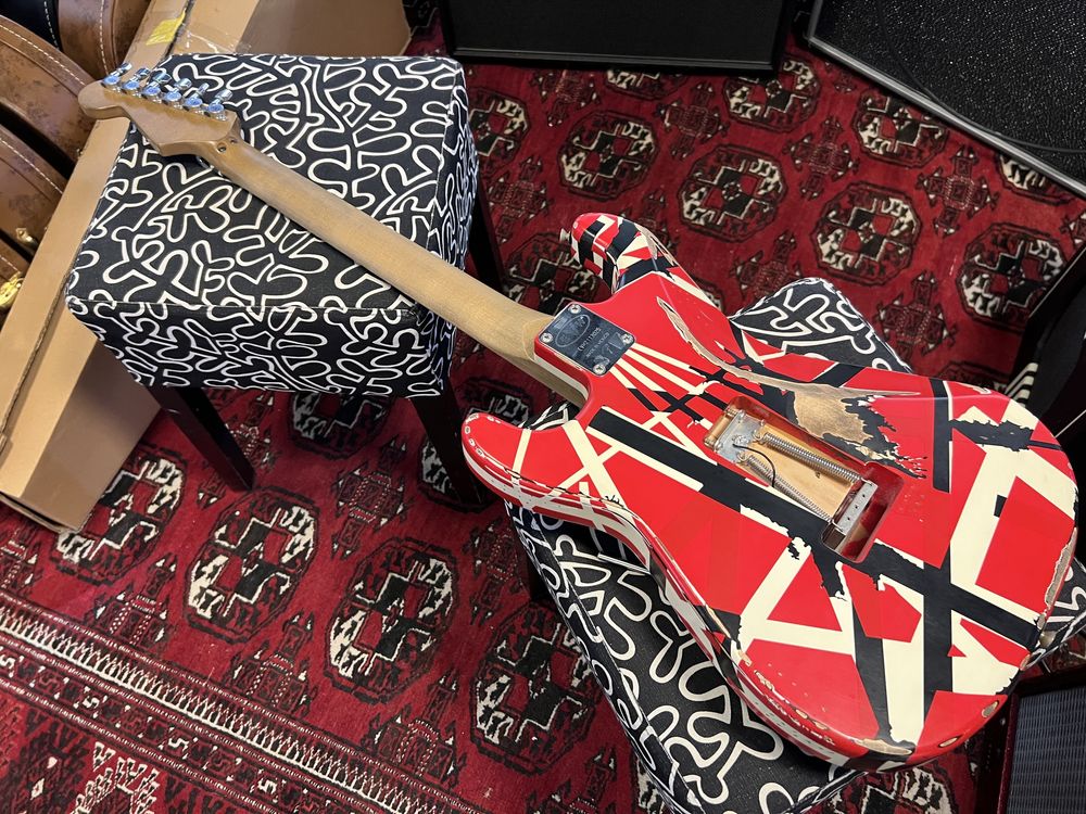 EVH Frankie Striped Relic (Eddie van Halen signature)