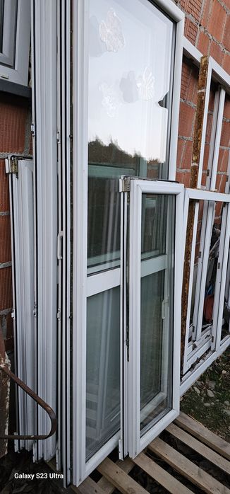 Drzwi balkonowe plastikowe 2szybowe