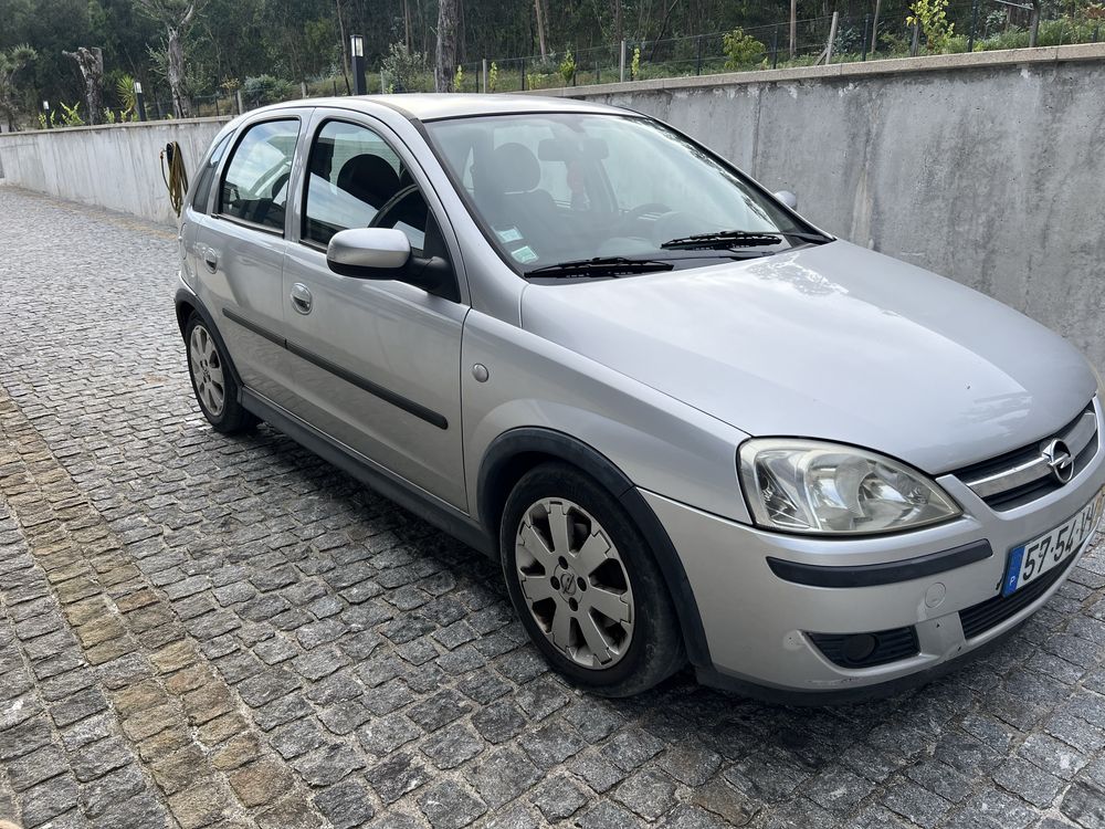 Opel corsa 1.3 muito economico