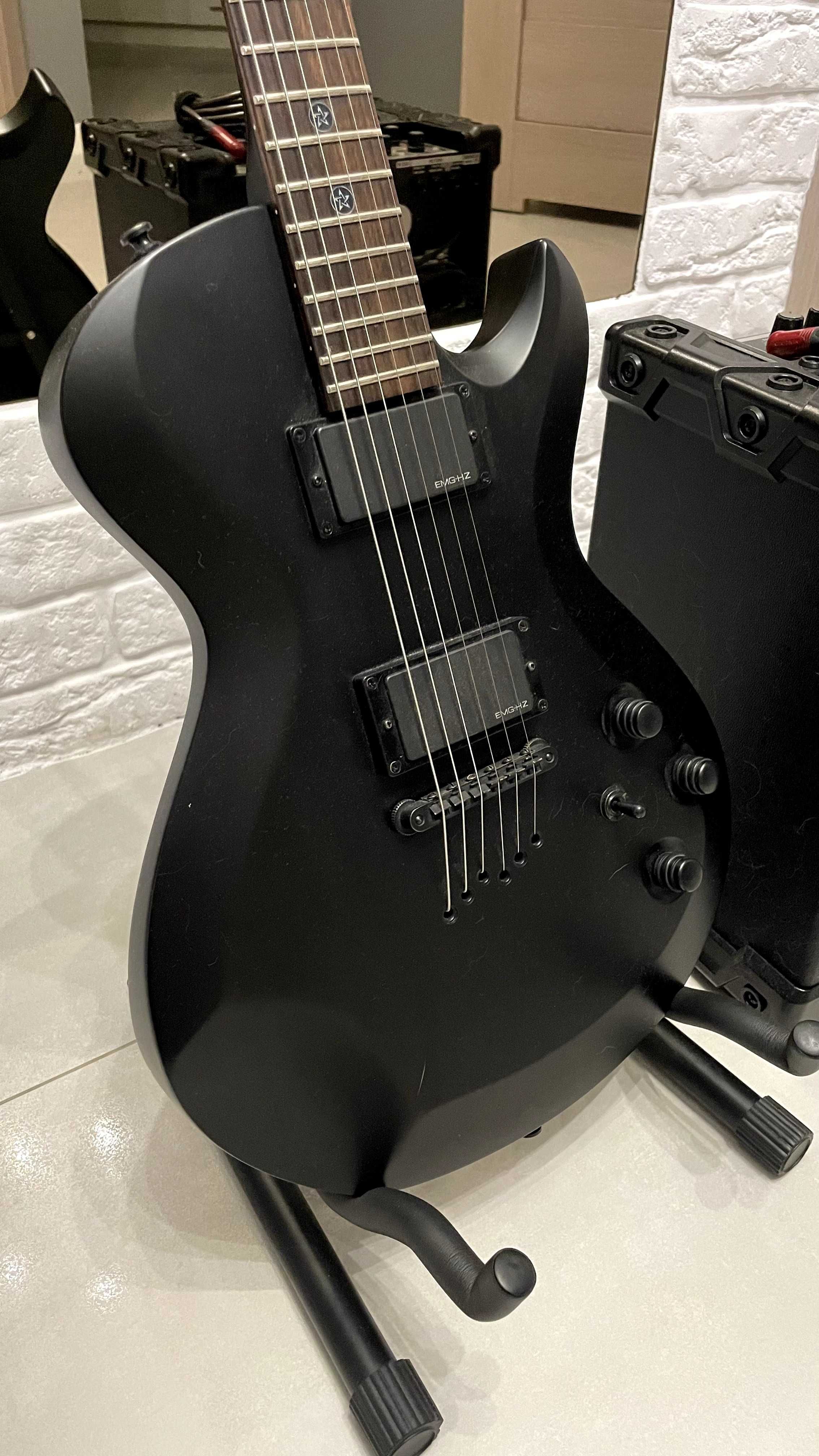 Gitara elektryczna CORT EVL-Z4 + Wzmacniacz gitarowy Roland Cube 40XL