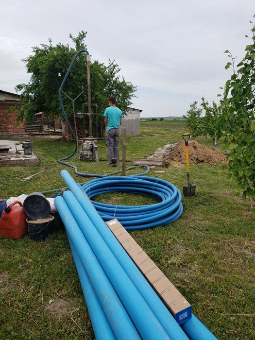Скважина Луцьк, ручні колонки, скважина Ківерці  Колки Вода