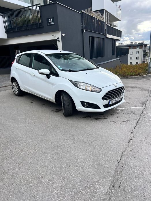Ford Fiesta_1.6TDCi_Trend_14r_Lift_BezWkladu_Bialy_JedynaTaka!