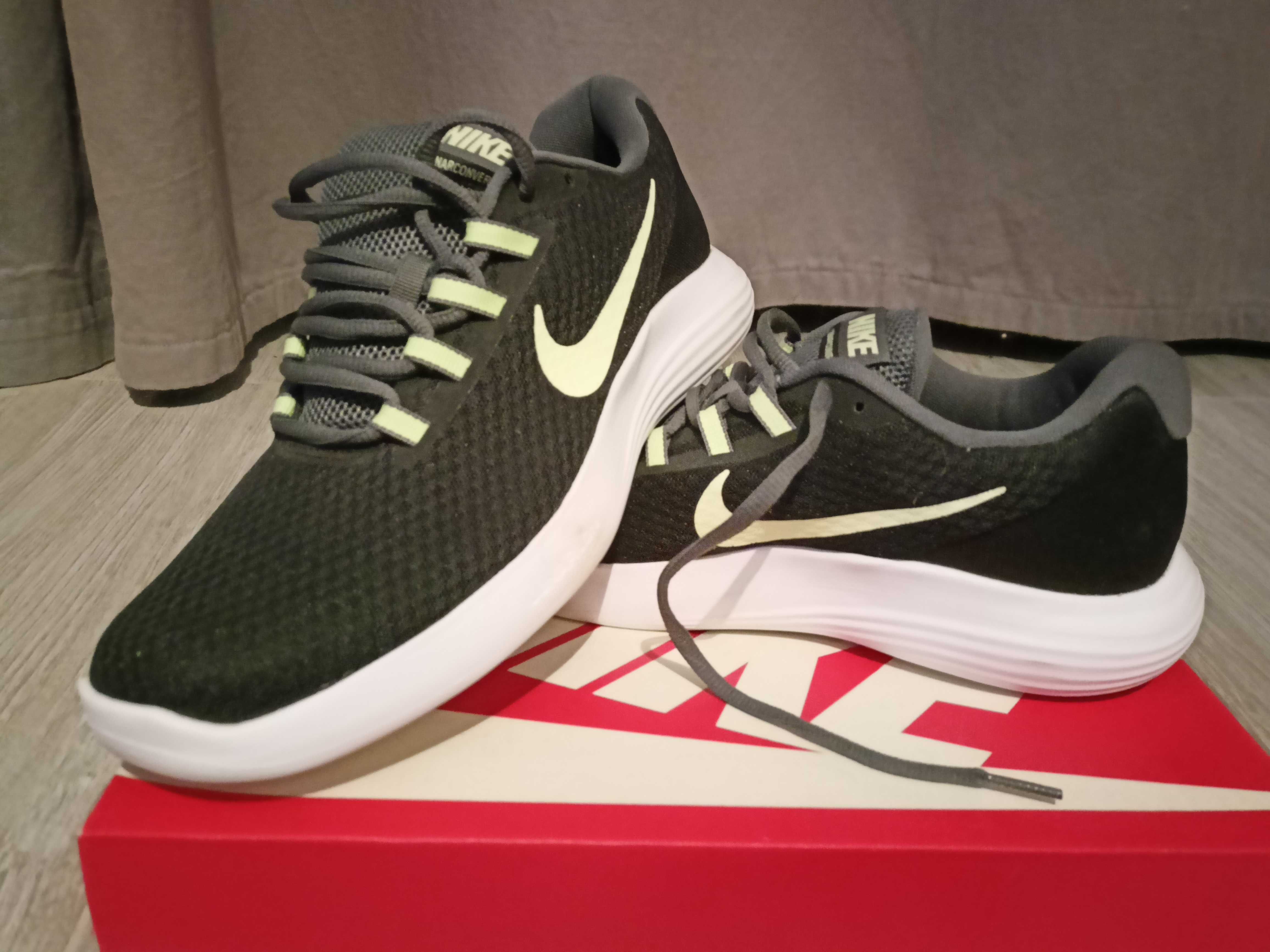 Męskie buty Nike LunarConverge. Rozmiar UK 9, CM 28,5 cm, EUR 44