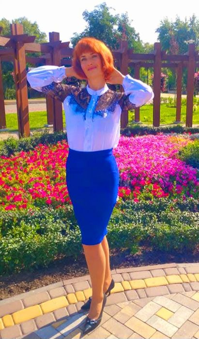 Красива жіноча юбка