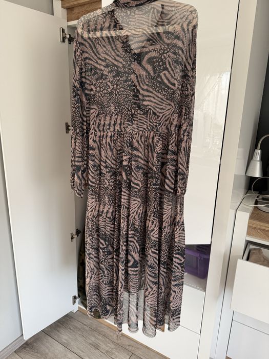 Sukienka długa siatka