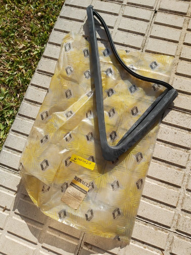 Borracha porta vidro trás renault 11 turbo R11