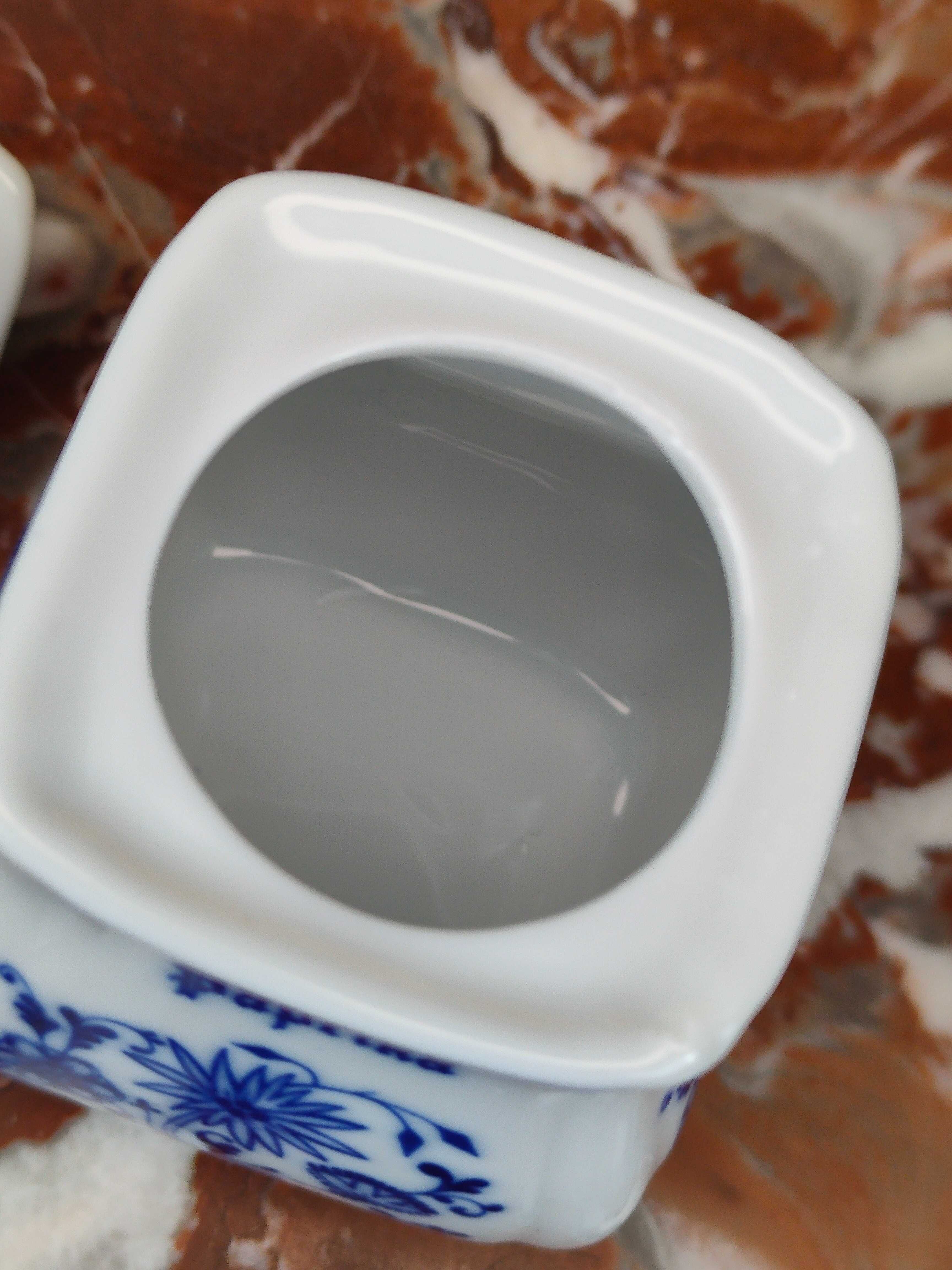 Mały porcelanowy pojemnik - Paprika - Wzór cebulowy - 130ml - Inglasur