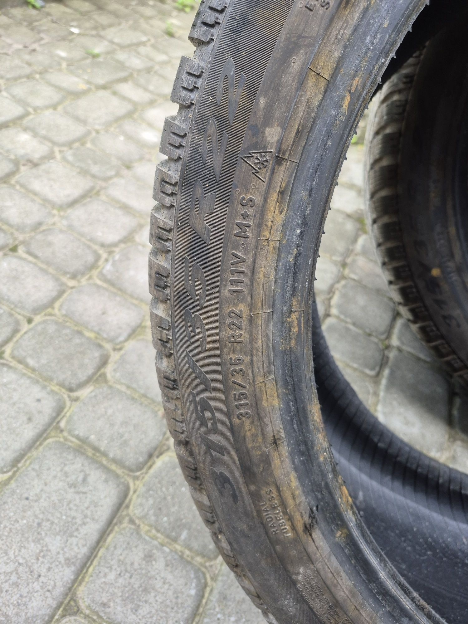Шини 315 35 r22  275 40  r22 run flat bmv x7