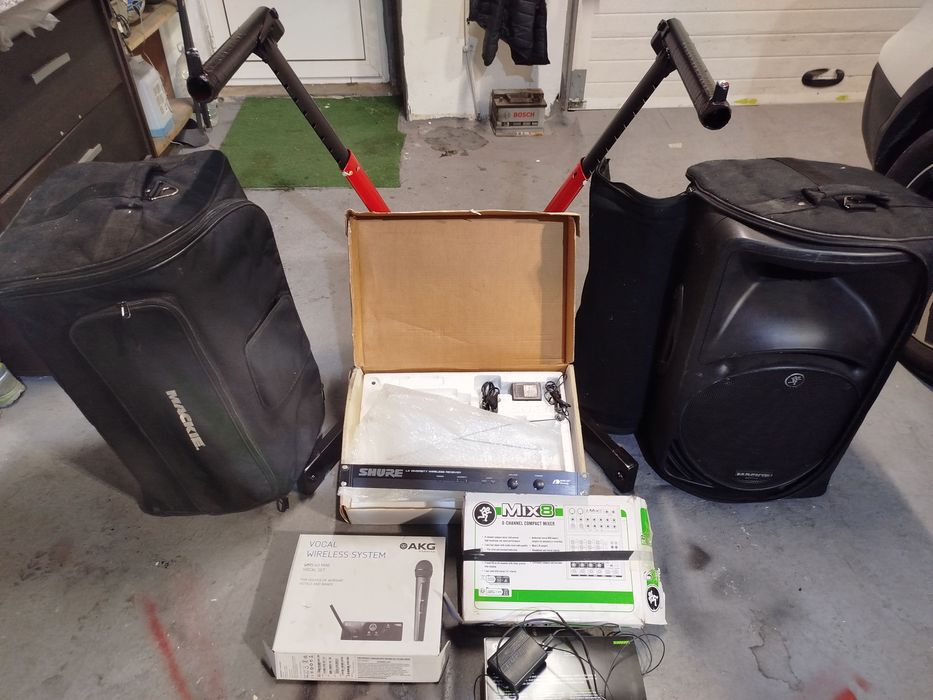 Lote de material para venda ou troca