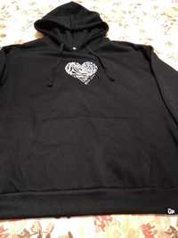 Sweatshirt preta com coração, XL