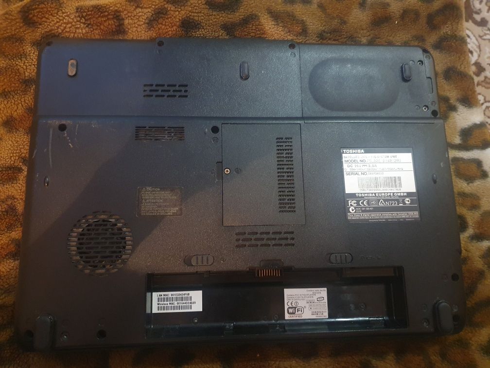 Ноутбук на запчасти TOSHIBA L300-110 MODEL.PSLBOE-014012