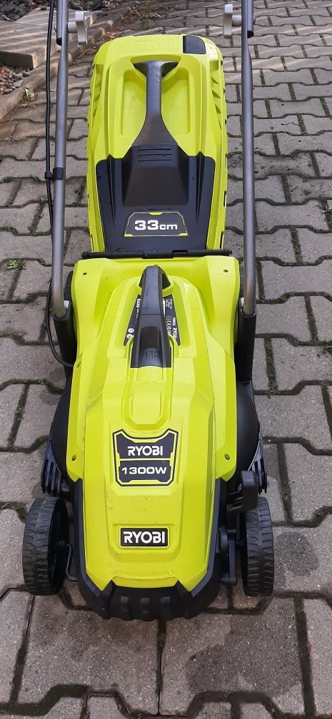 Super stan Kosiarka elektryczna Ryobi 1300 Watt