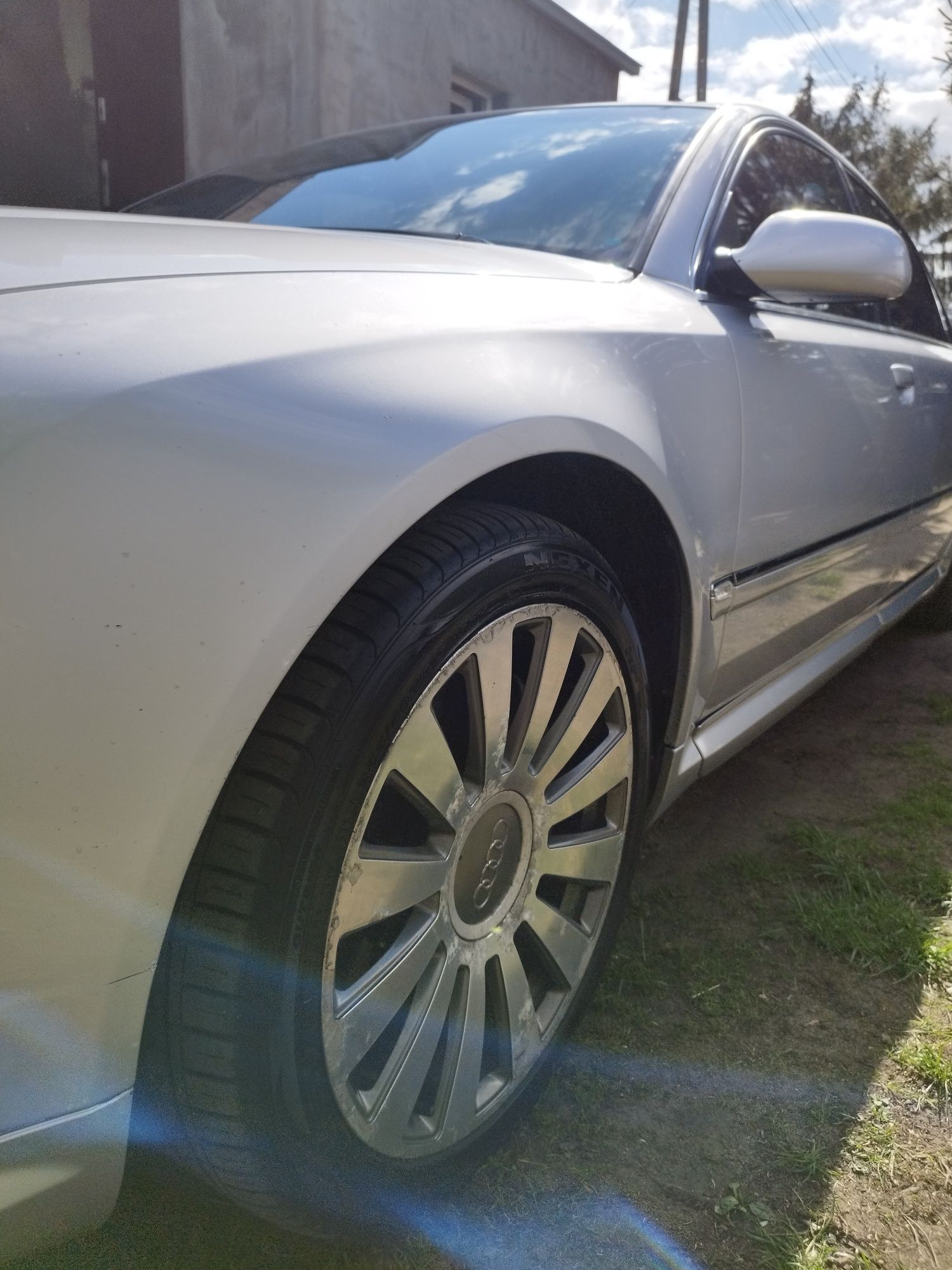 Audi A8 D3 long 2004