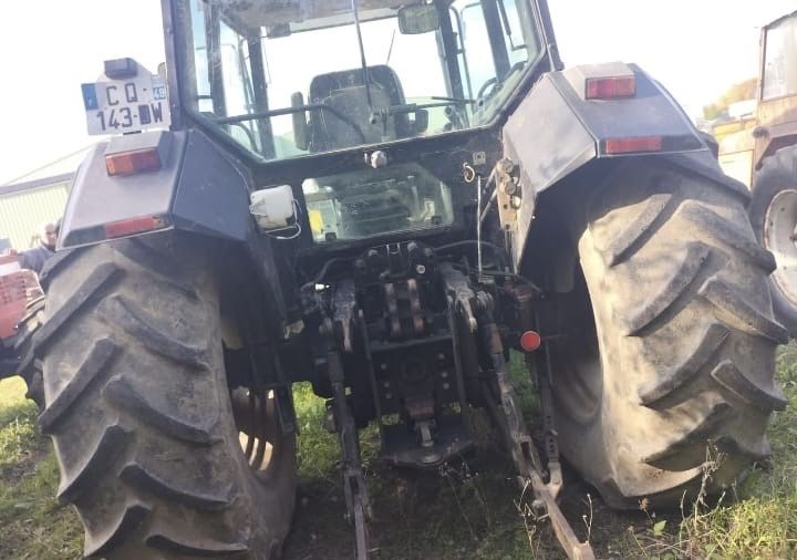 Valtra Valmet 8150 Do Sprowadzenia Tuz Francja
