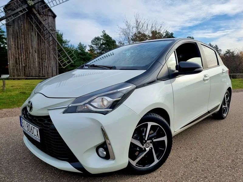 Toyota Yaris Salon PL Automat I wł niski przebieg