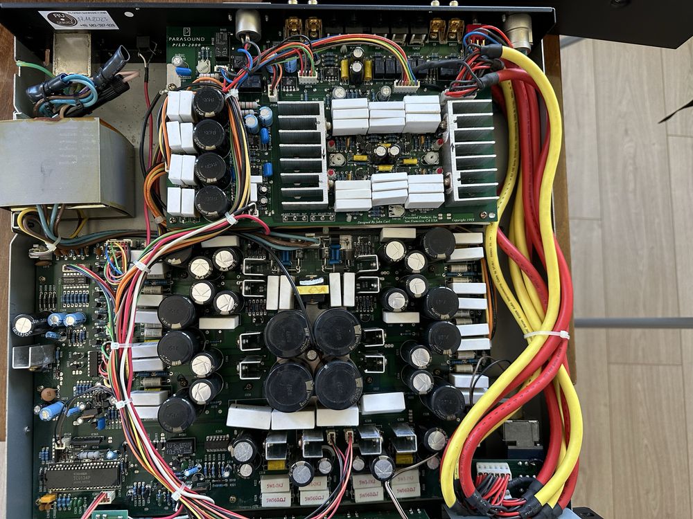 Przedwzmacniacz Parasound P/LD 2000 + pilot + karton