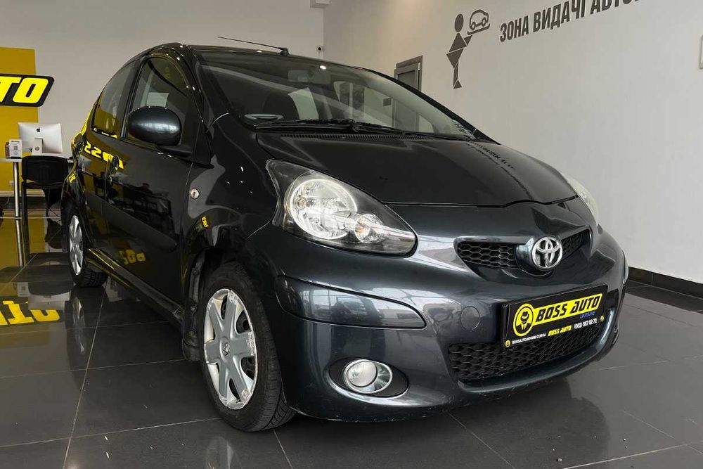 Toyota Aygo 2011 року