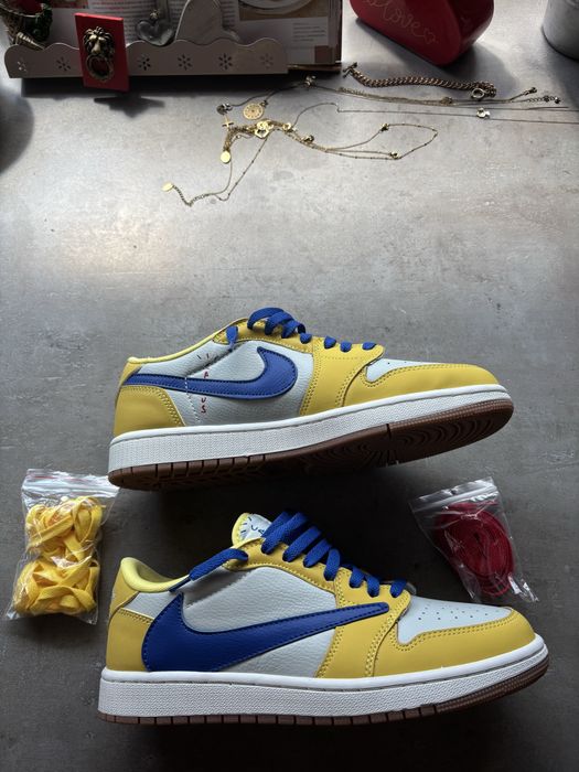 Buty Nike Air Jordan 1 low OG x Travis Scott Canary