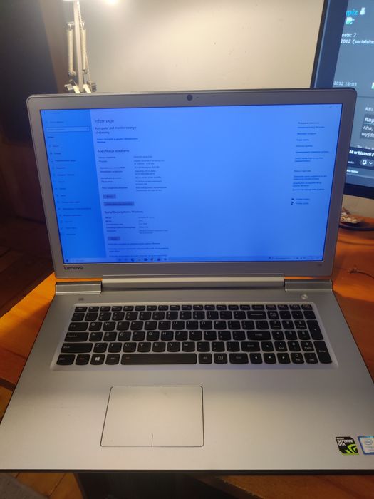 Laptop Lenovo 700-17ISK I7-6700HQ GTX950M 16GB RAM 1T WIN 10