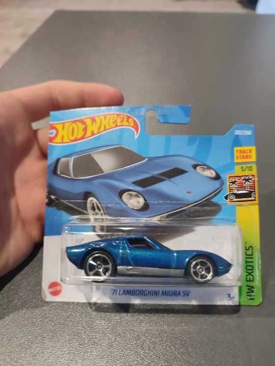 Hot Wheels '71 Lamborghini Miura SV