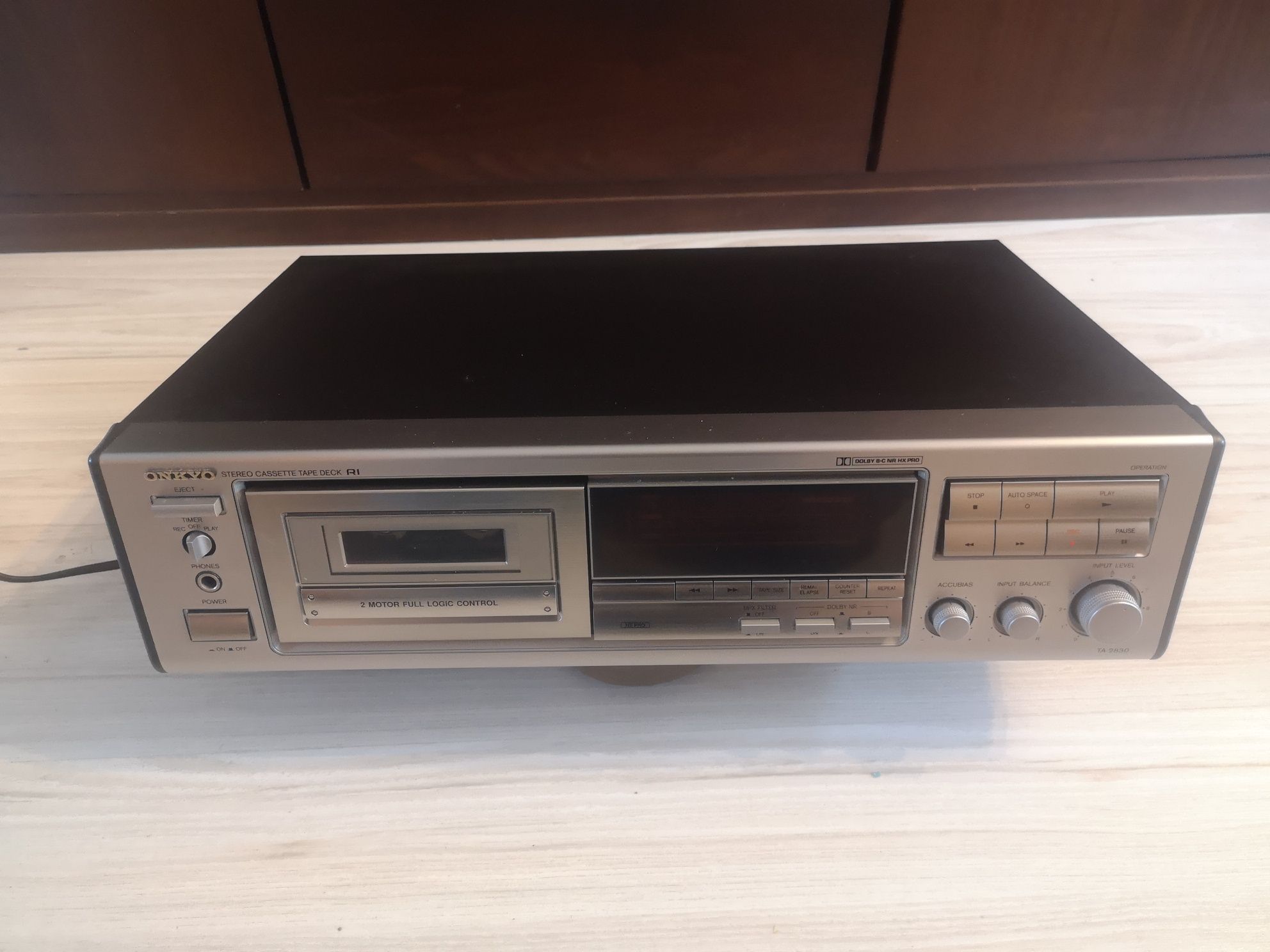 Magnetofon onkyo TA-2830 srebrny