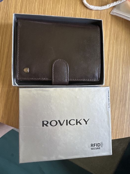 Skórzany portfel ROVICKY - męski