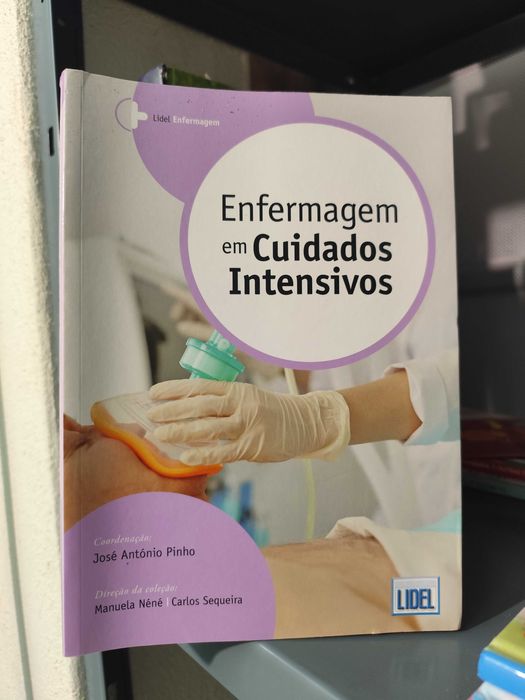Livro "Enfermagem em Cuidados Intensivos"