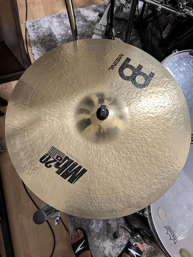 Pratos diversos Meinl/Zildjian topo de gama b20