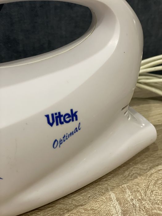 Міксер Vitek optimal