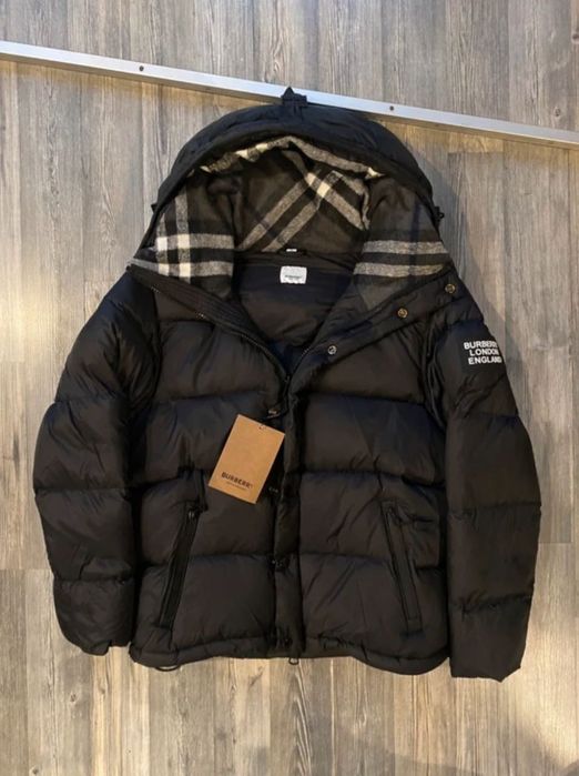 Пуховик Burberry