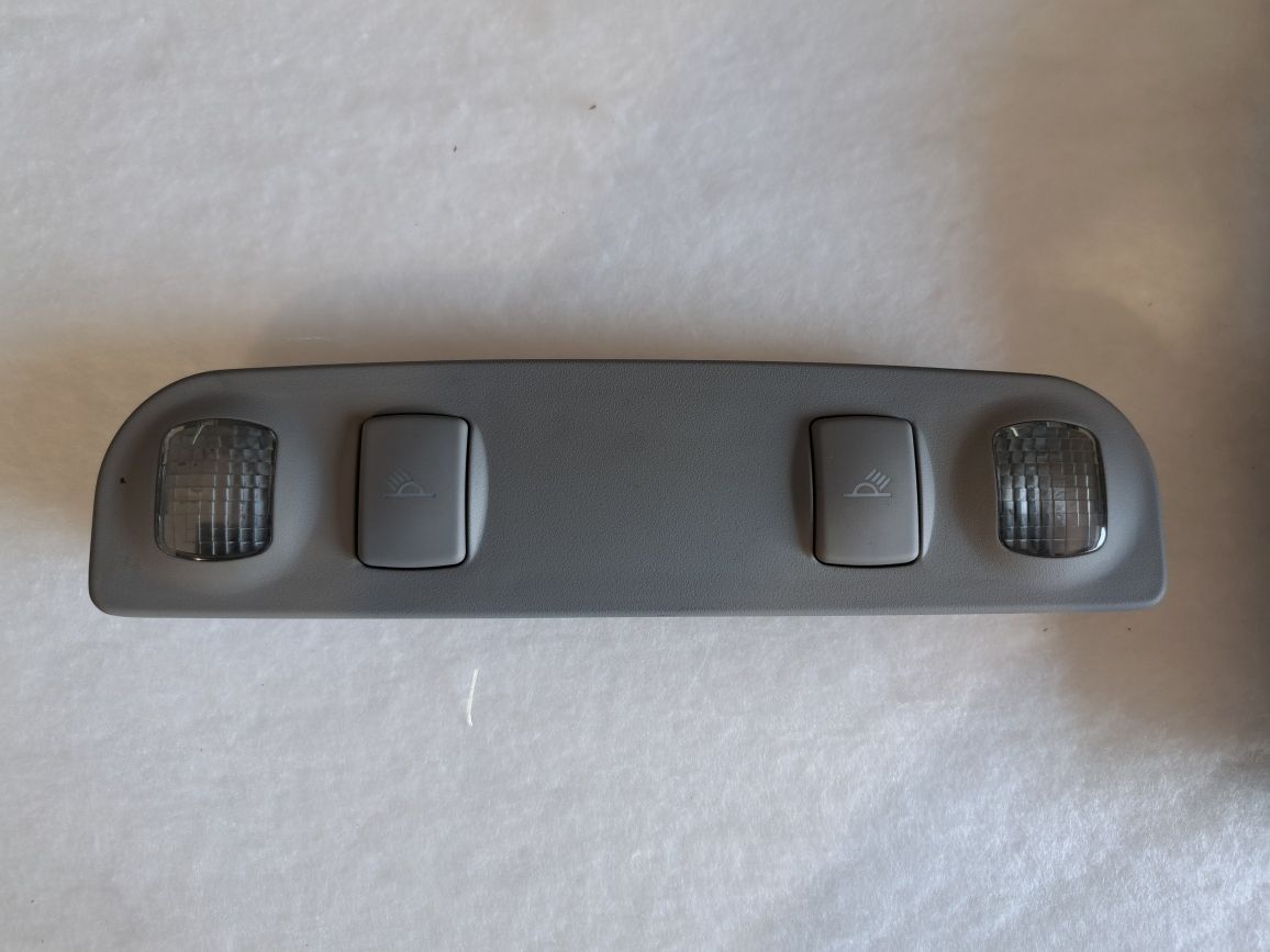 Lampki podsufitki Audi A4 B6 Kombi