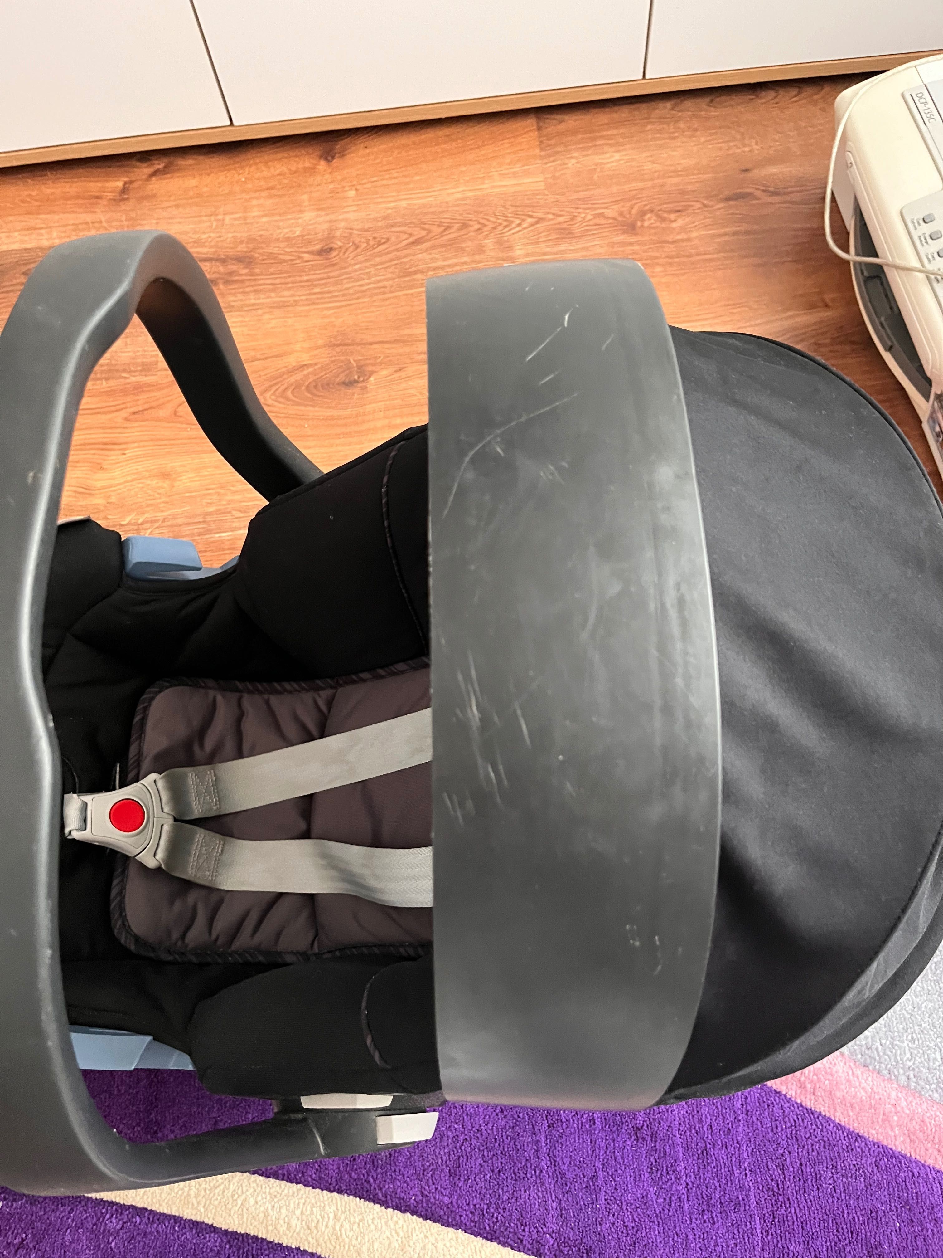 Cybex aton 5 z bazą