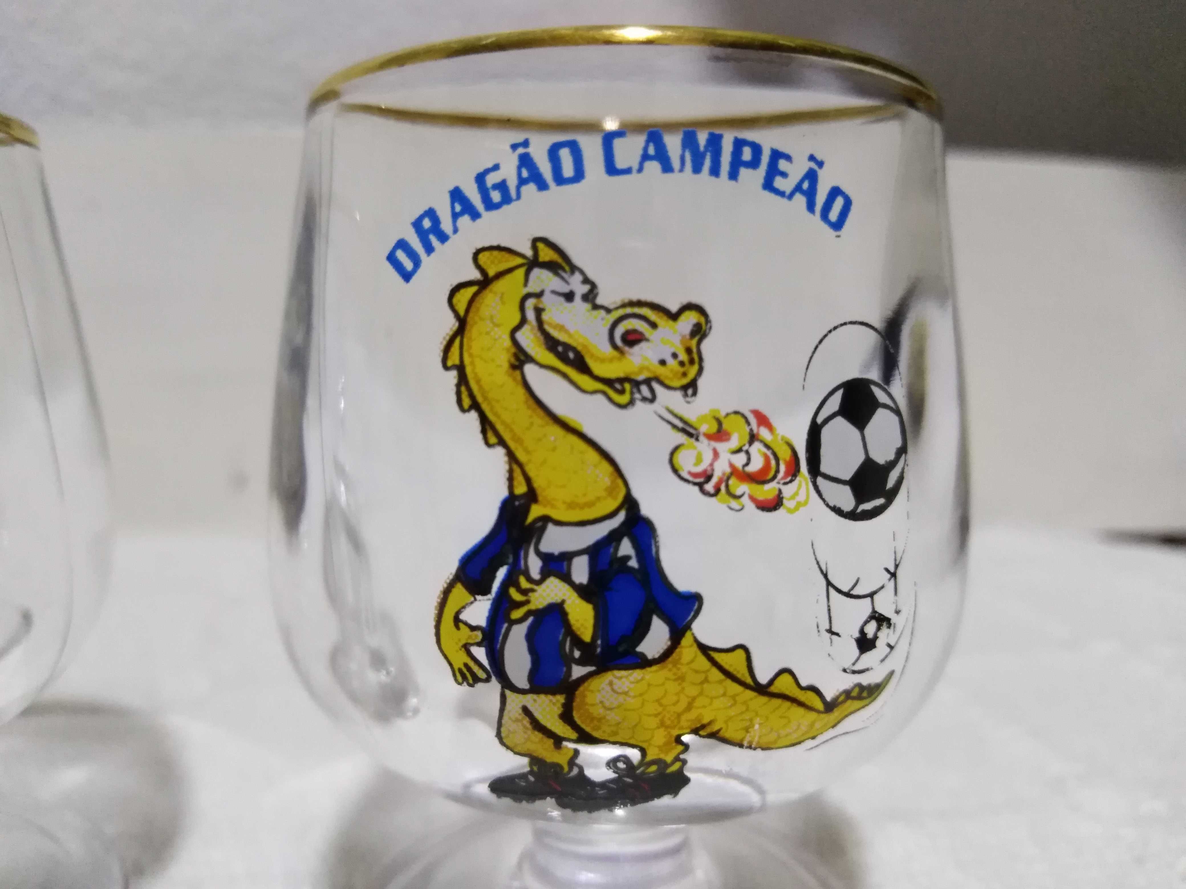 Copos "Dragão Campeão"