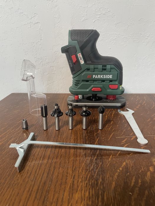 Аккумуляторный фрезер PARKSIDE POFA 12 B3