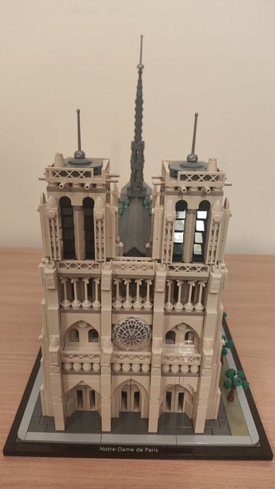 LEGO® 21061 Architecture - Notre-Dame w Paryżu