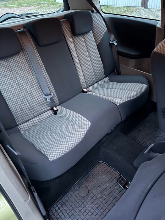 Renault Megane II 1.4 16V Benzyna + LPG, 2003 r. – Hatchback, 98 KM