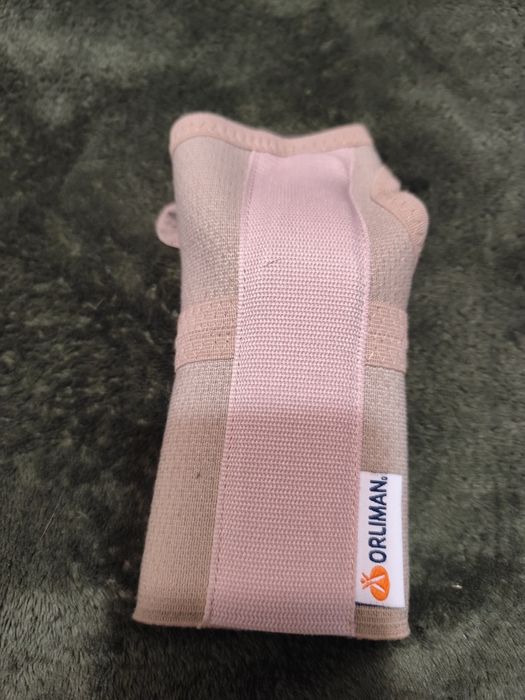 Ортез на запястя/кисть Orliman відкритий з шиною MF D 50