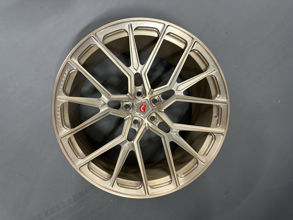 Felgi Vossen M-X3 kute Forged USA Custom nowe